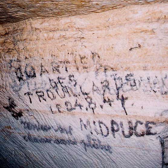 Carri�re utilis�e en abri anti-a�rien fin 1944.
